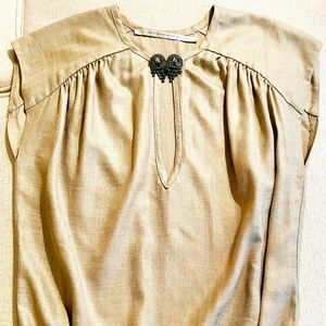 Twelfth St. by Cynthia Vincent top with Brooch Size Small